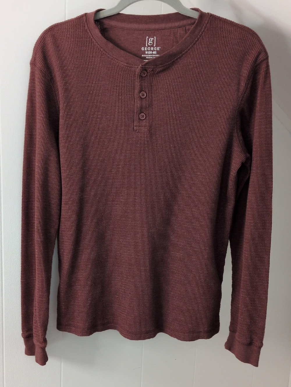 George Long Sleeve Henley in Burgundy